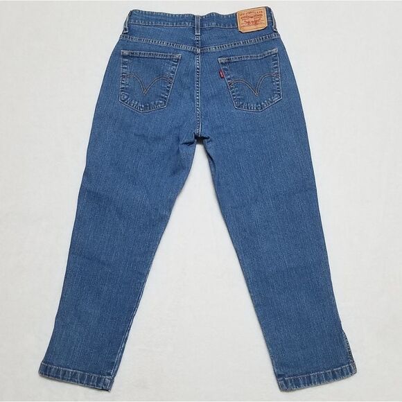 VINTAGE Levi's Classic Capri Cropped Mid Rise Jean - Picture 6 of 12